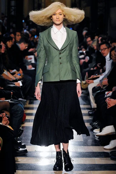 Look 8